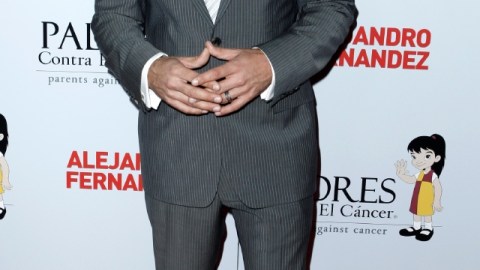 Carlos Ponce pide respeto a los medios tras su decisión.