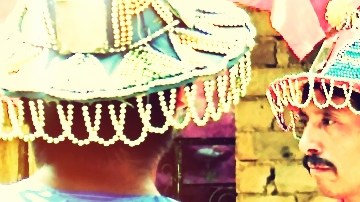 Danzantes nahuas durante fiesta tradicional en Ayotitlán, Jalisco.