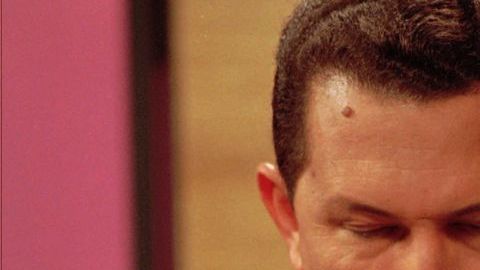 Hugo Chávez a un paso de lograr la presidencia de la República Bolivariana de Venezuela, en Caracas.el 21 de abril de 1998.