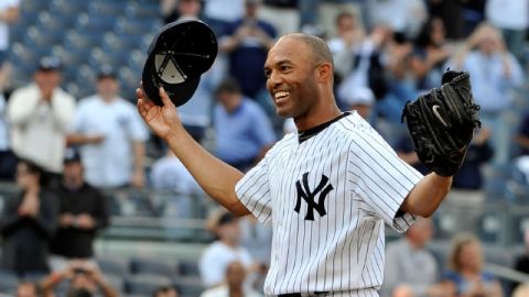 En septiembre 19 del 2011: Mariano Rivera agradecía la ovación de los fans tras lograr el salvamento 602.