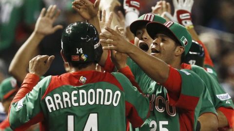 México se impuso 5-2 a Estados Unidos, en el Clásico Mundial de Beisbol