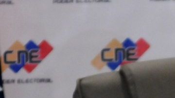 El Consejo Nacional Electoral (CNE) garantiza limpieza en la elección venezolana. En la foto, su titular, Tibisay Lucena.