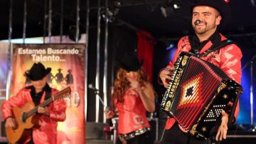 Artistas locales mostraron su buen talento en las audiciones de Quiero ser grupero de Azteca America.