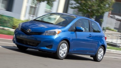 El nuevo Yaris tiene un aspecto más ancho y de mayor presencia