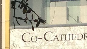 La Cocatedral de Houston recibió a fieles e hizo doblar sus campanas en honor del nuevo papa Francisco I.