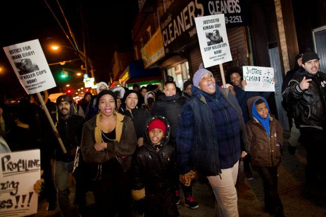 Manifestantes en la zona de Flatbush, Brooklyn.