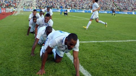 Los 'catrachos' no quieren perder la hegemonía como locales ante México en San Pedro Sula.