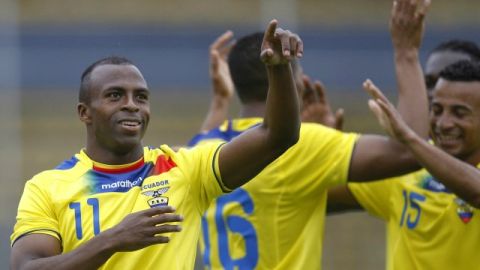 El delantero del América, Christian Benítez, anotó uno de los goles