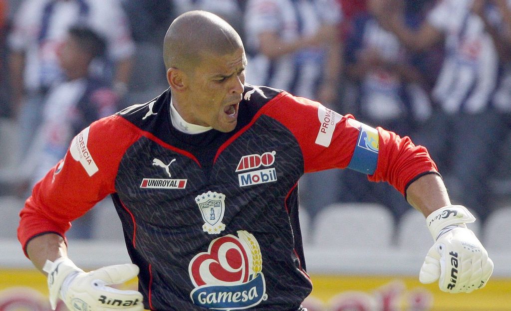 Miguel Calero vistió por más de 10 años la camisa de Pachuca.