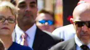 La gobernadora Jan Brewer pretende que los inmigrantes no puedan conseguir licencias de conducir.