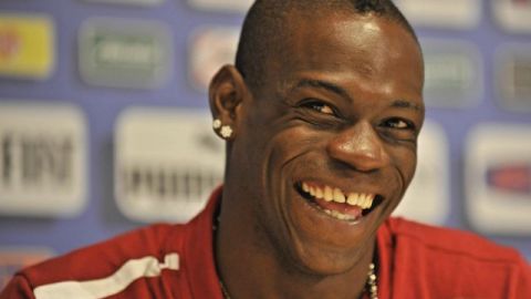 Mario Balotelli asegura que la selección italiana le ha dado más popularidad