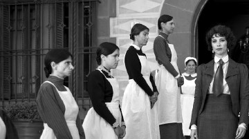 'Blancanieves', cinta  de Pablo Berger, está protagonizada por Maribel Verdú (centro).