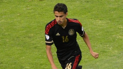 El defensa Diego Reyes inició como titular en el duelo ante EEUU