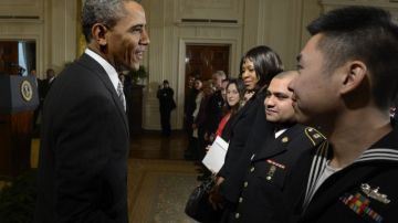 El presidente, Barack Obama, asistió ayer a la nacionalización de 28 inmigrantes en la Casa Blanca en un acto en el que reiteró la necesidad de aprobar una reforma migratoria.