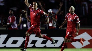 La prensa hondureña destaca más las deficiencias futbolísticas de Honduras que las virtudes de Panamá.