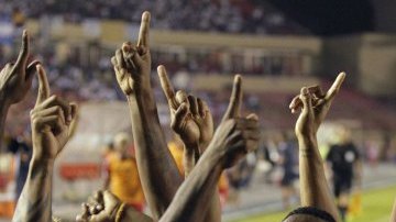 Panamá sorprendió a Honduras y alcanzó el liderato del hexagonal de Concacaf