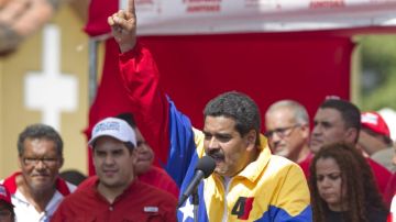 El presidente encargado de Venezuela Nicolás Maduro pronunciaba un discurso, ayer, en  homenaje a Chávez, en Yare.