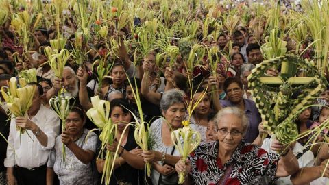 El Salvador vive con fervor los ritos religiosos.