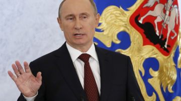 El presidente ruso, Vladímir Putin, ordenó a tribunales prohíbir la adopción de niños rusos por parte de homosexuales.