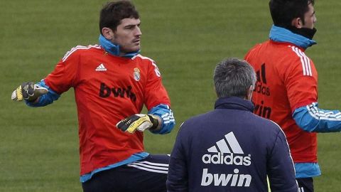 Iker Casillas ya se cayó del altar de José Mourinho.