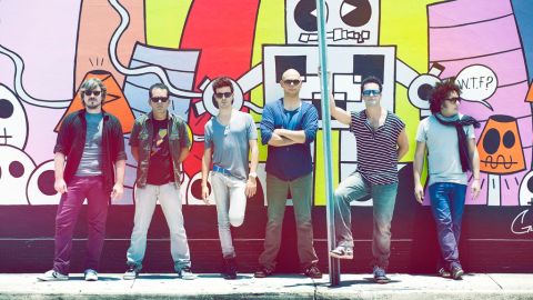 Los Amigos Invisibles presentarán en San Francisco su reciente álbum 'RepeatAfter Me'.
