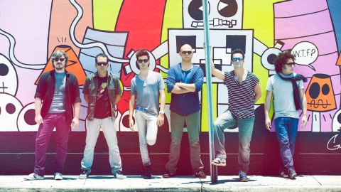 Los Amigos Invisibles presentarán en San Francisco su reciente álbum 'RepeatAfter Me'.