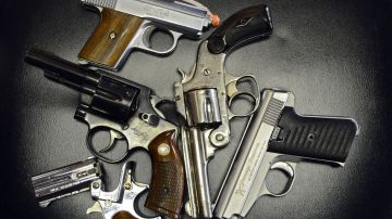 Tráfico de armas, drogas y personas figuran entre las actividades de las pandillas en Texas.