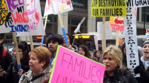 Algunos legisladores que participan en la elaboración de la iniciativa migratoria quieren modificar el actual sistema migratorio limitando las visas por familia y reforzando las basadas en el empleo.