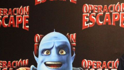 Ambos participan en el doblaje de la película animada "Operación Escape".