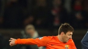 Lionel Messi en una acción del partido del martes ante el  París Saint Germain en donde se lastimó el pie derecho.