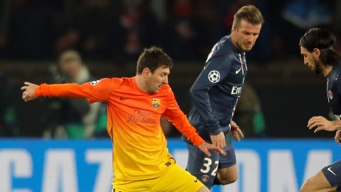 Lionel Messi en una acción del partido del martes ante el  París Saint Germain en donde se lastimó el pie derecho.