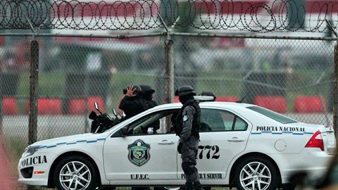 Los dos guatemaltecos, tras presentar una actitud extraña, fueron detenidos el jueves en el aeropuerto internacional Tocumen de la capital panameña, procedentes de Guatemala.