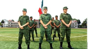 Atletas y a la vez militares ponen en alto el nombre de México en las justas internacionales.
