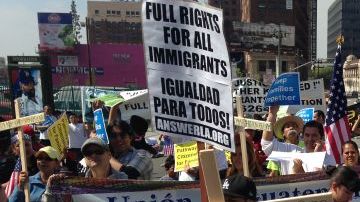 El evento principal será frente a la oficina de la senadora Dianne Feinstein, en Westwood, Los Ángeles, donde se realizará una marcha y un mitin.