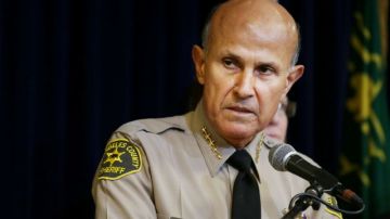 El Sheriff de Los Ángeles, Lee Baca, dijo que la banda de ladrones de bancos era muy precisa en sus operaciones, utilizaban uniformes y calzado idénticos y equipos de alta tecnología para perforar las bóvedas.