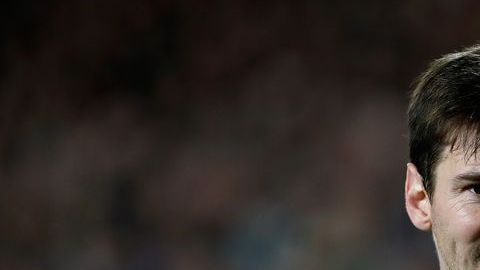 La 'pulga' Lionel Messi fue objeto de pruebas médicas tras el juego contra el PSG. Evoluciona favorablemente.