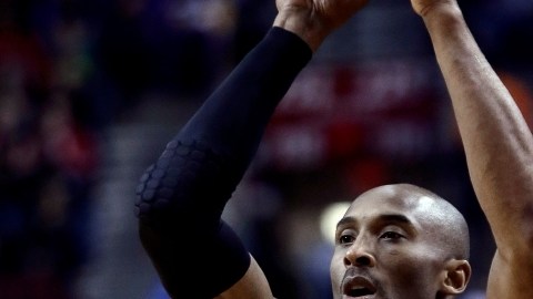Kobe Bryant  tuvo su mejor juego de la actual temporada.
