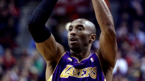 Kobe Bryant tuvo su mejor juego de la actual temporada.