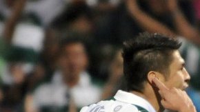 Oribe Peralta firmó la victoria para el Santos Laguna al minuto 70 de tiempo corrido