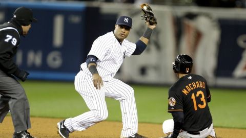 Robinson Canó completa la triple matanza la noche del viernes.
