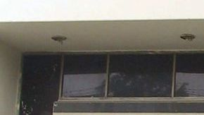 En Pakistán, ciudadanos permanecieron fuera de los edificios temiendo a las réplicas.