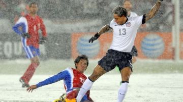 Estados Unidos venció  a Costa Rica  en el Commerce Field de Denver,   bajo una nevada incesante en duelo protestado  por los ticos.