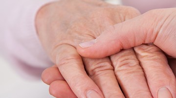 Al momento, no se ha especificado dónde fue hallada la anciana.