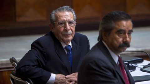 El exgeneral Ríos Montt en el juicio que se le sigue junto a su antiguo jefe de Inteligencia Militar, José Rodríguez, en la Corte Suprema de Guatemala.