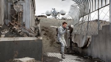 Tom Cruise es la estrella de 'Oblivion', que se estrena hoy en cines.