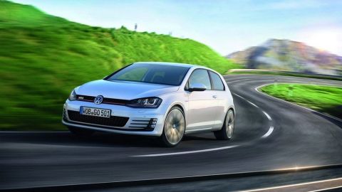 El modelo Golf, uno de los autos más vendidos entre los europeos de clase media, se desplomó en un 15%.