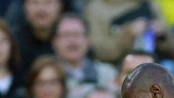 El defensa francés vuelve por sus fueros.