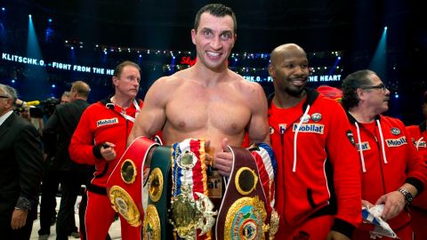 El ucraniano Klitschko se enfrentará al ruso Povetkin en sede por definir.