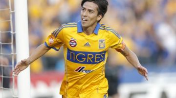 Lucas Lobos ve futbolísticamente mejor a Tigres que Monterrey