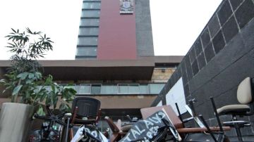 Los encapuchados de la UAM se dicen solidarios con quienes mantienen tomada la Rectoría de la UNAM (foto).